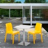 Table carrée 60x60 plateau blanc avec 2 chaises colorées Ice Hazelnut Dimensions