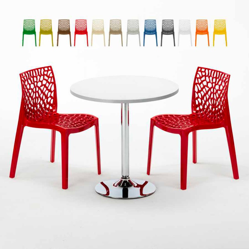 Table Ronde Blanche 70x70cm Avec 2 Chaises Colorées Grand Soleil Set Intérieur Bar Café Gruvyer Long Island Modèle Table Ronde Blanche 70x70cm Avec 2 Chaises Colorées Grand Soleil Set Intérieur Bar Café Gruvyer Long Island Modèle