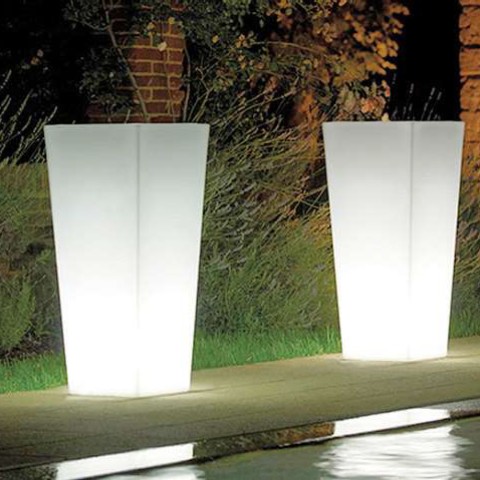 Vase haut lumineux pour jardin extérieur avec charge solaire RGB LED h102 cm Arkema Quadro