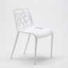 Table blanche ronde 70x70cm 2 Chaises colorées intérieur bar café Gelateria Long Island 