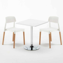 Table carrée blanche 70x70 2 Chaises Colorées intérieur bar café Barcellona Cocktail Modèle