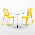 Table ronde blanche 70x70 2 Chaises Colorées Intérieur Bar Café WEDDING Long Island 