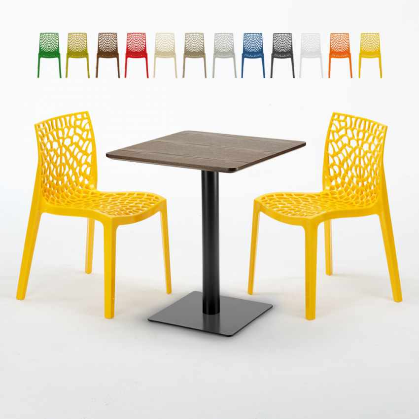 Grand Soleil Table carrée 60x60 pied noir et surface bois avec 2 chaises colorées gruvyer kiss