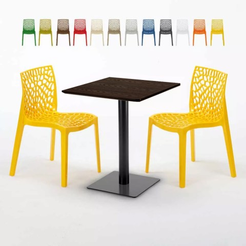 Table carrée 60x60 pied noir et surface bois avec 2 chaises colorées Gruvyer Kiss Promotion