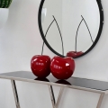 Sculpture couple de cerises en résine laquée rouge pop art Opla Promotion