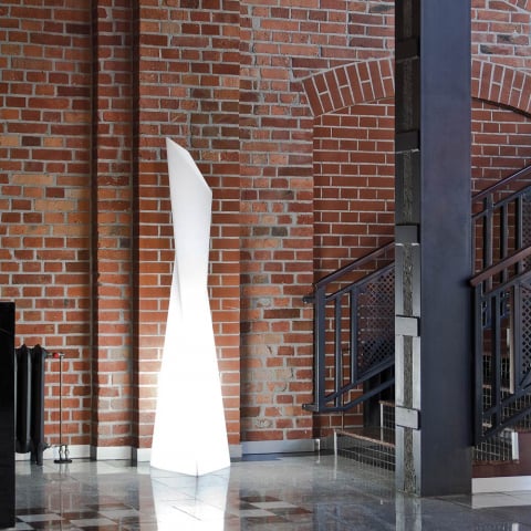 Lampadaire colonne de design moderne et contemporain Slide Manhattan Promotion