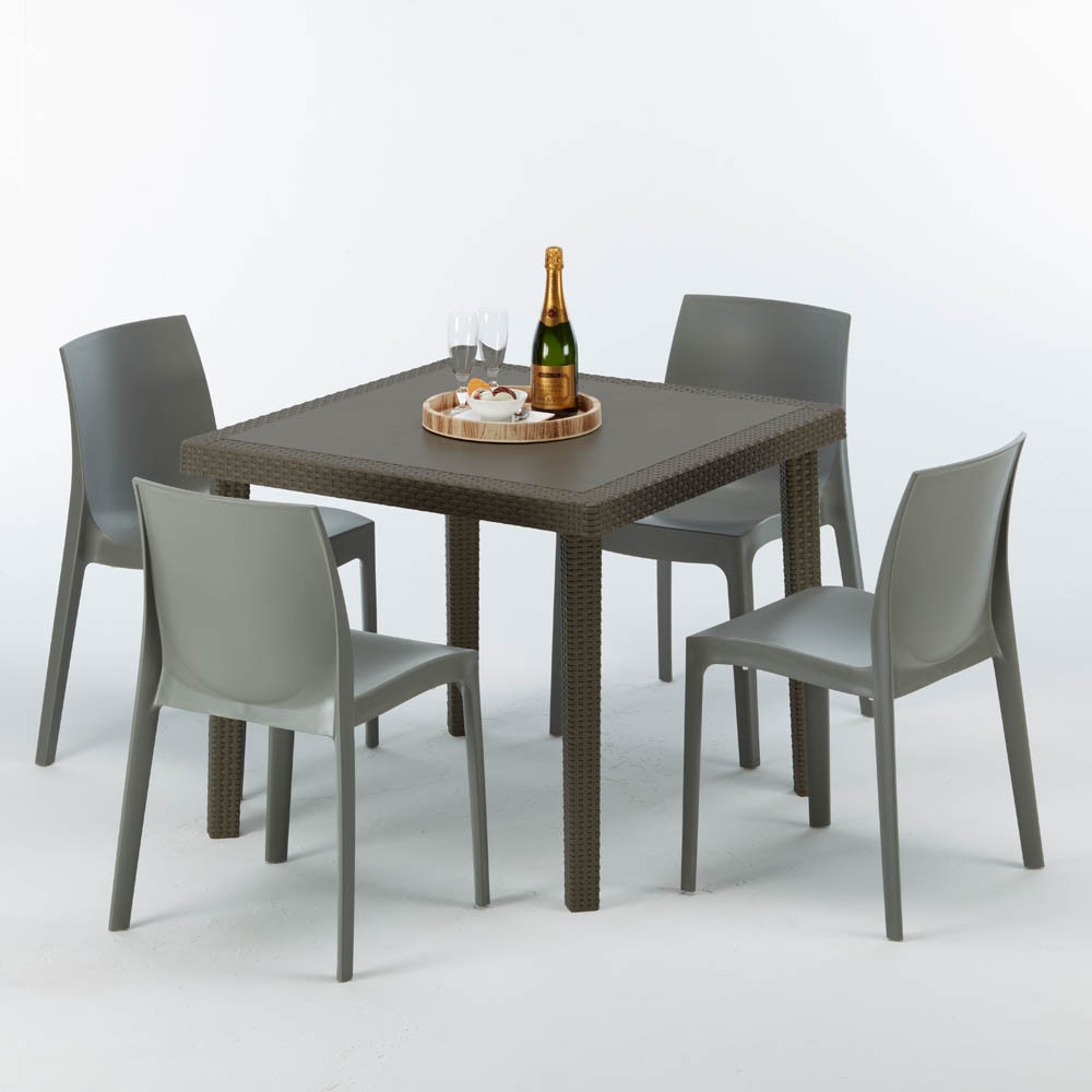 Table soldes carrée et 4 chaises colorées Poly-rotin résine 90x90 marron