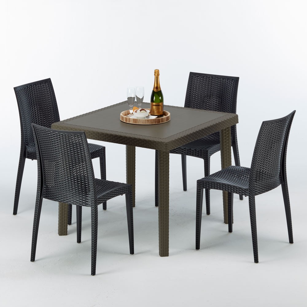 Table soldes carrée et 4 chaises colorées Poly-rotin résine 90x90 marron