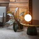 Lampe de table design dorée avec sphère en verre abat jour Bella Remises