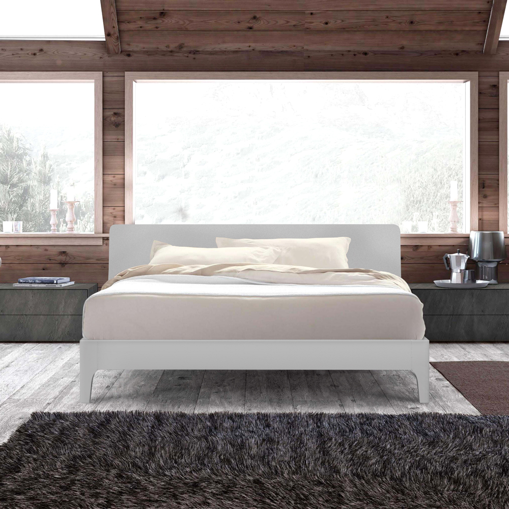 Lit double design moderne en bois 160x200 avec sommier à Linz King